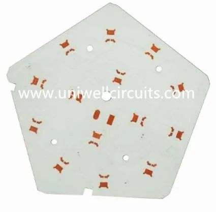 LED žiarovky z hliníkovej dosky